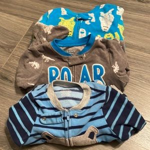 Bundle of toddler boy pjs
